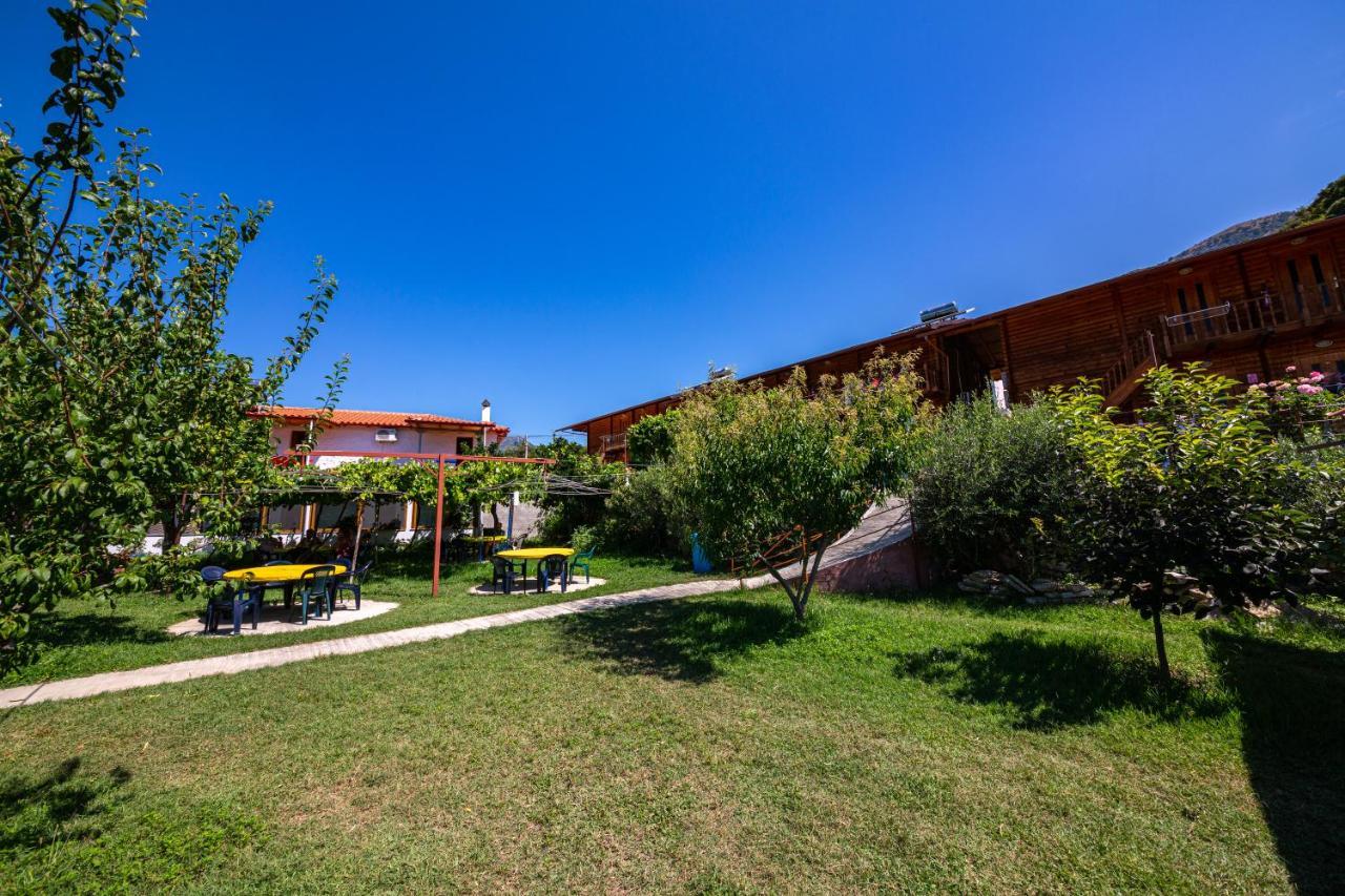 בורש Guest House Luiza מראה חיצוני תמונה