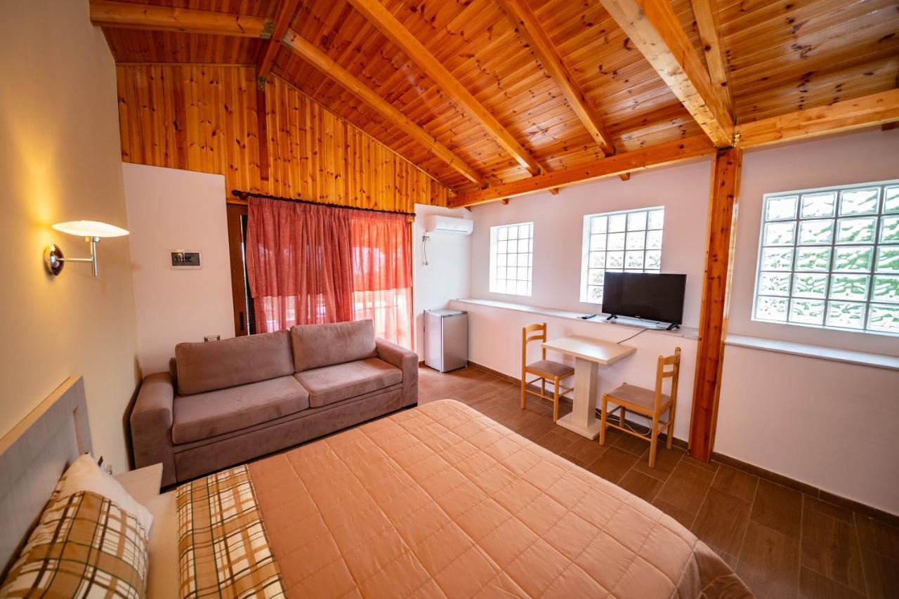 בורש Guest House Luiza מראה חיצוני תמונה