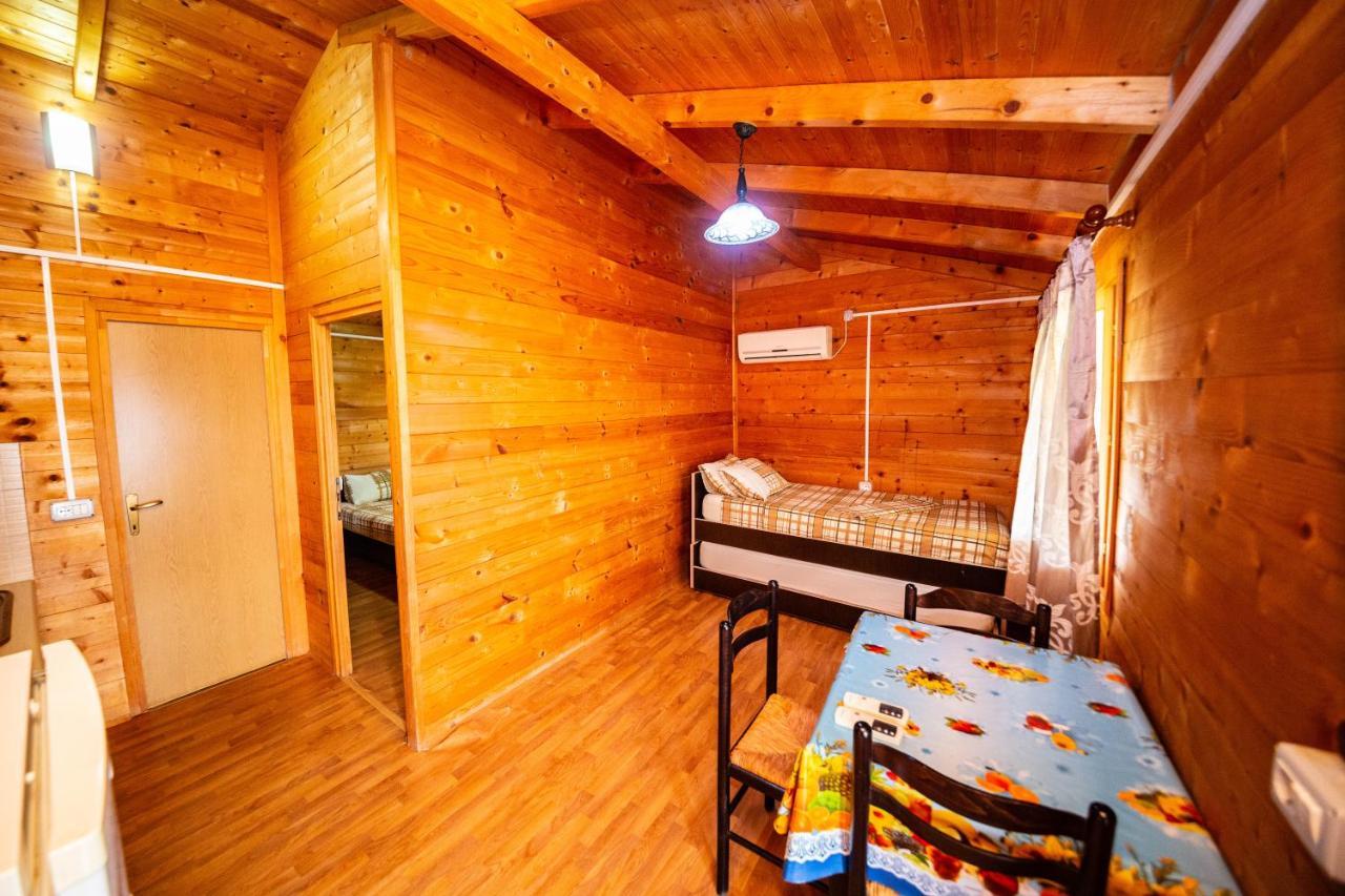 בורש Guest House Luiza מראה חיצוני תמונה